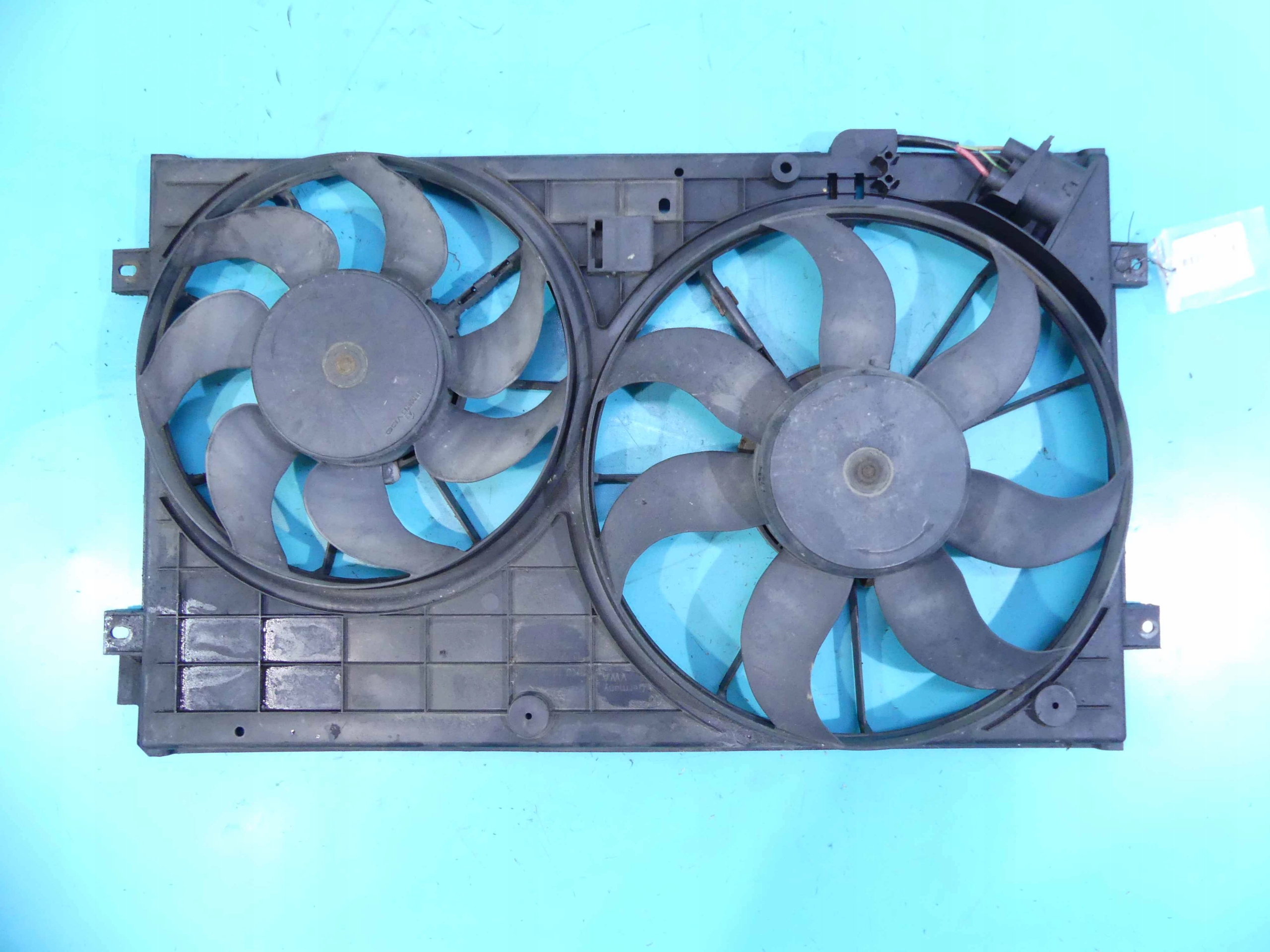 1K0121207T - ВЕНТИЛЯТОРЫ РАДИАТОРА SKODA OCTAVIA II 1.9 TDI