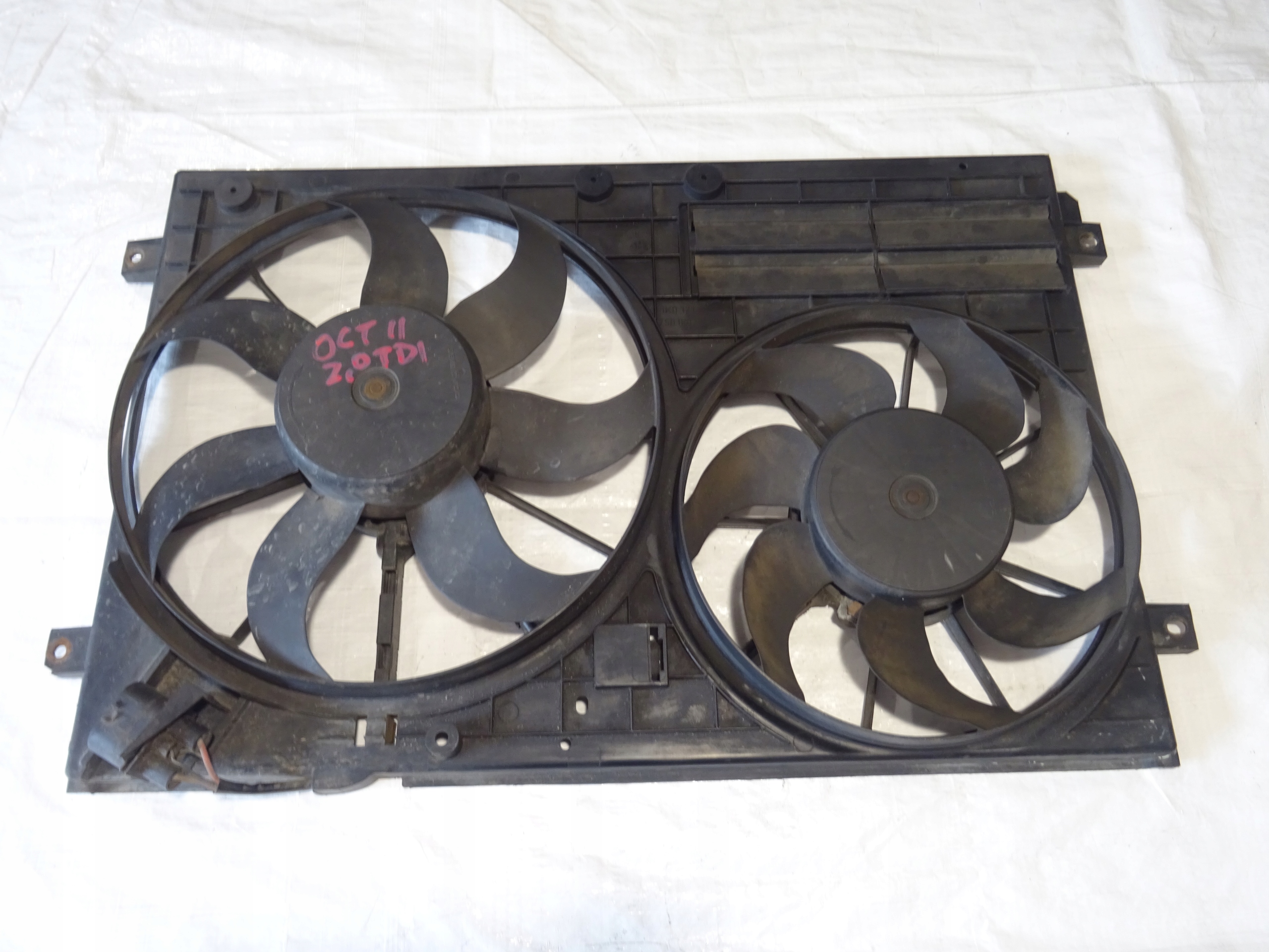 1K0121207AD 1K0121205J - ВЕНТИЛЯТОРИ РАДІАТОРА SKODA OCTAVIA II 2 2.0 TDI