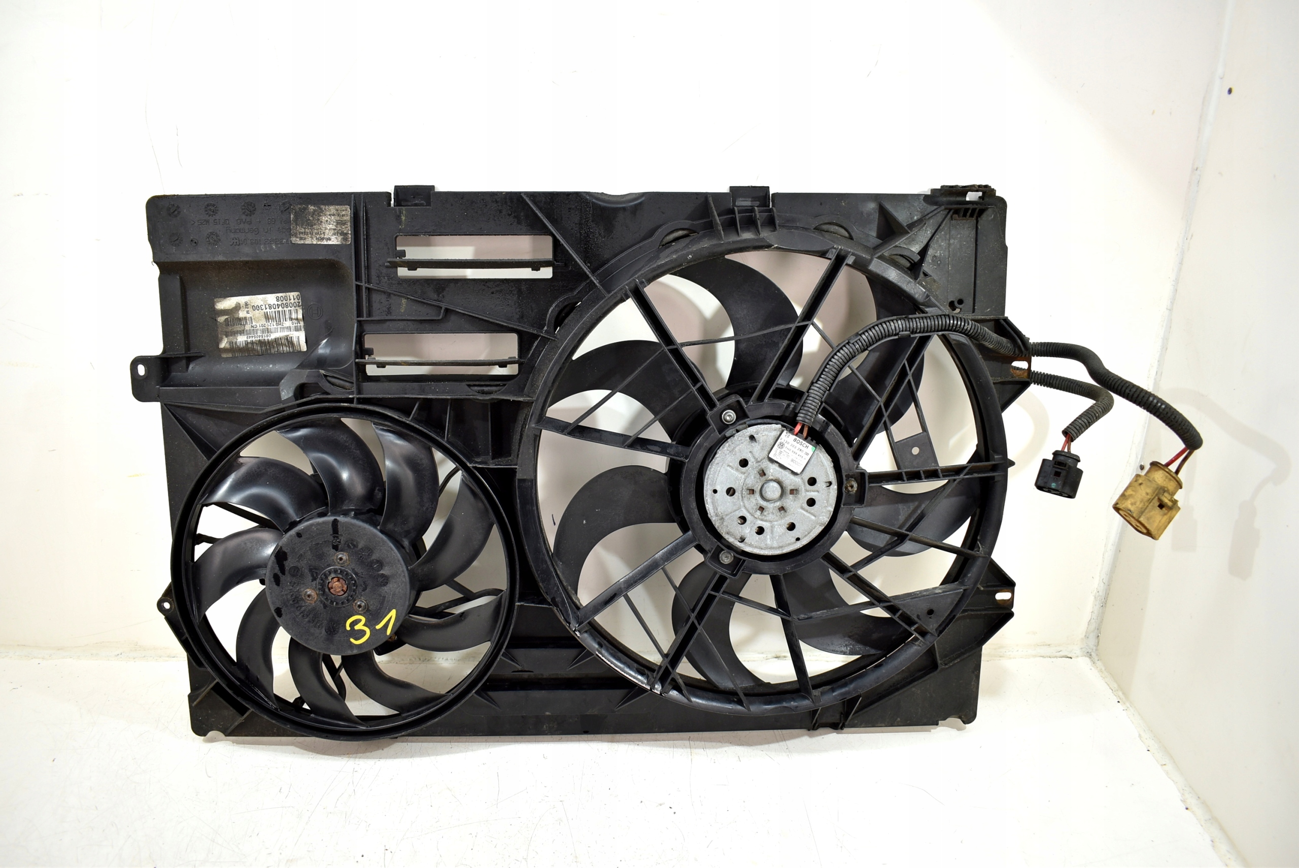 7H0959455A 7H0959455D - Вентилятори радіатора VW T5 2.5 TDI 7H0121201CN