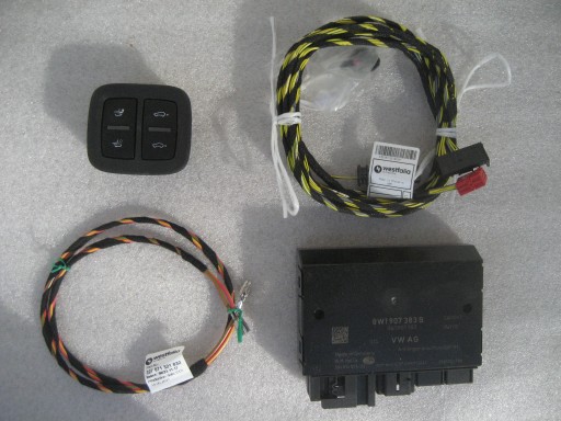 КОНТРОЛЛЕР БУКСИРОВОЧНОГО КРЮКА WESTFALIA 8W1907383B