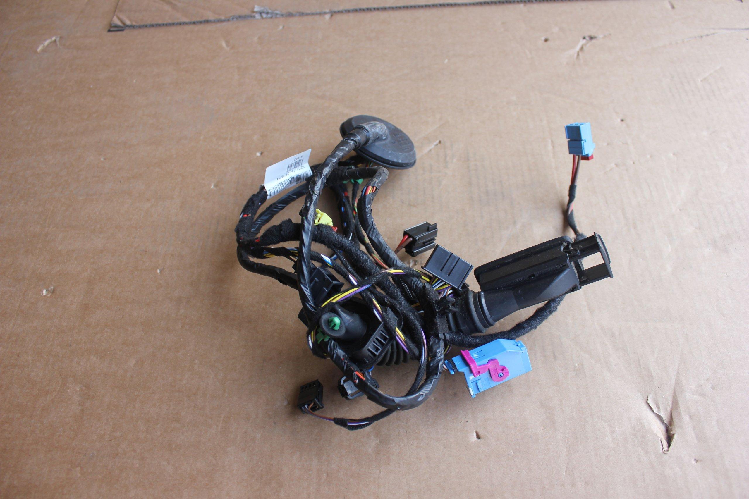 ЖГУТ ПРОВОДОВ ДВЕРИ ПЕРЕДНИЙ ЛЕВЫЙ VW CADDY 5G4971121MD