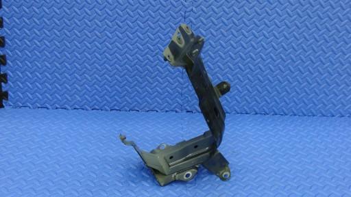 4M0821138B 4M0821167 - Турель кронштейн крила AUDI Q7 4m0821137b