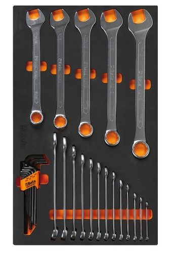 ПРОФИЛИРОВАННАЯ ПЛАСТИНА С 27 ИНСТРУМЕНТАМИ BETA 2450/M31