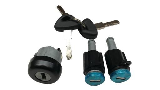 582732 - ВСТАВКА ЗАМКА ЗАПАЛЮВАННЯ SCANIA 4 + 2 X ВСТАВКА ДВЕРЦЯТ.