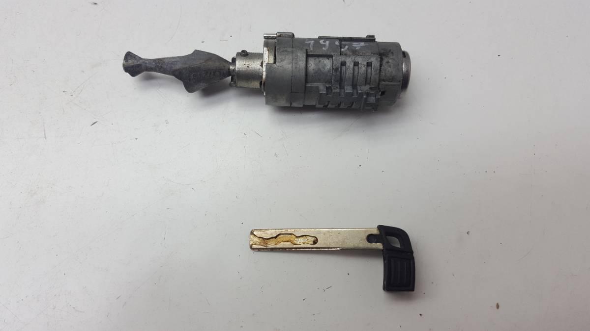 ET5GERTGFWT - Вставка наконечника ключа BMW E60 2008 Європа