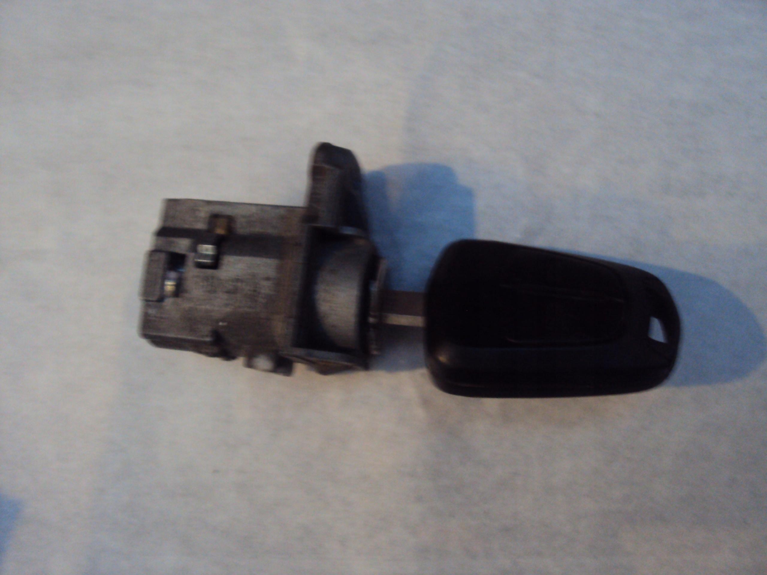 ВСТАВКА ЗАМКА ASTRA III H ЛЕВАЯ