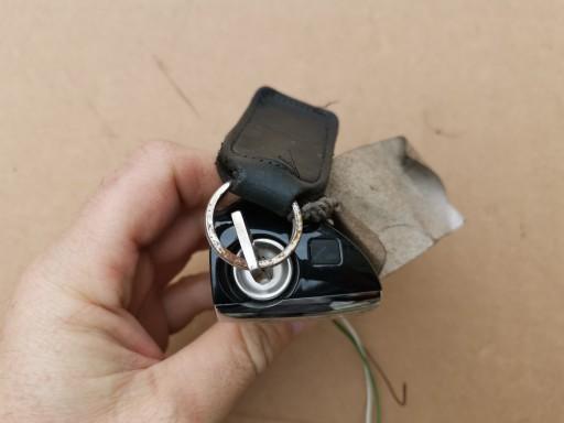 210 - Вставка замка лівий передній W210 lift