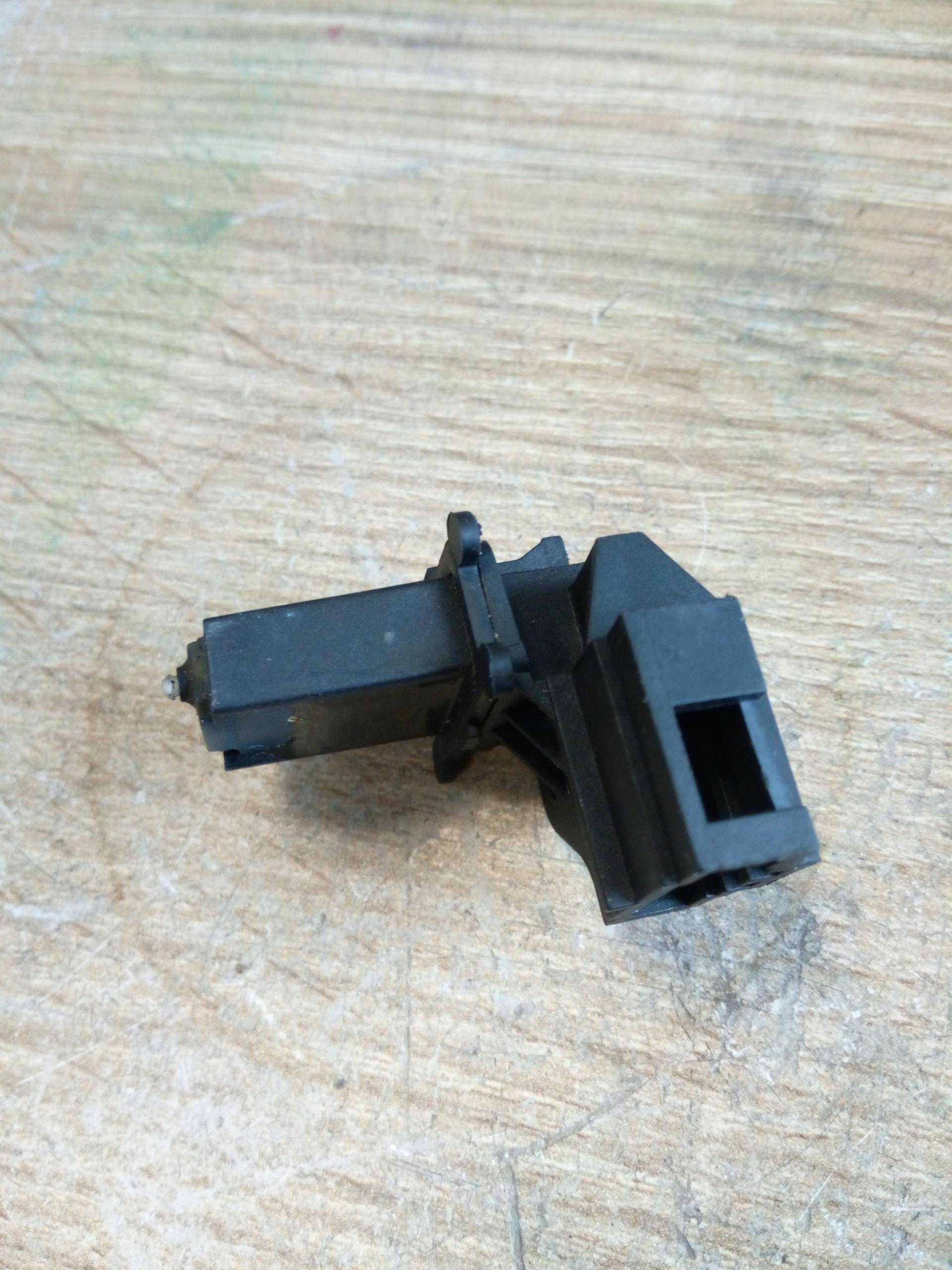 МІКРОПЕРЕМИКАЧ РУЧКИ ЛЮКА SEAT ALTEA ORIG.*