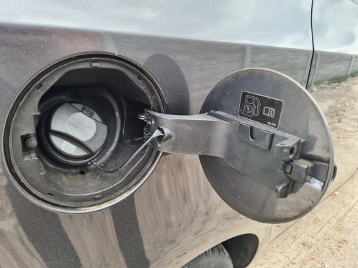 КЛЮЧКА ПАЛЬНОЗАЛИВНОЇ ГРУЗИ OPEL MERIVA B Z177