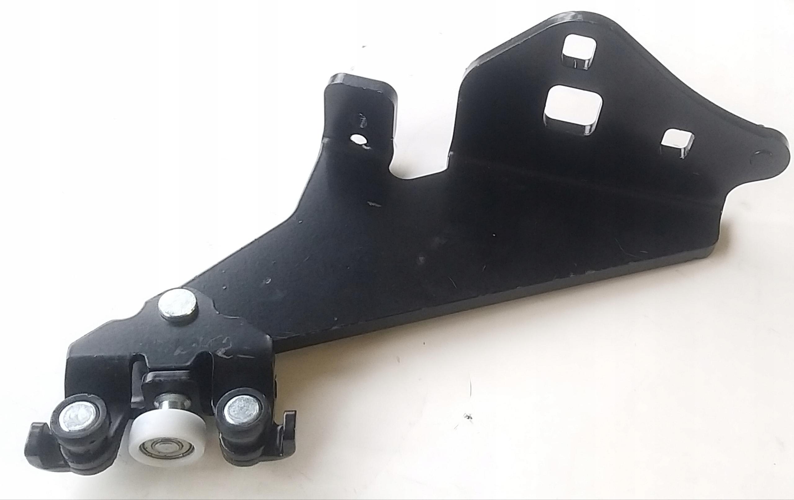 РАЗДВИЖНАЯ ДВЕРЬ ТЕЛЕЖКА RENAULT KANGOO 8200497645