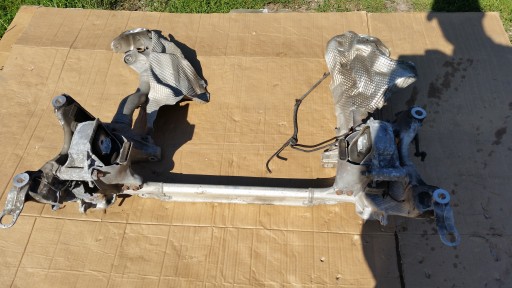 8R0399315G - Люлька для коляски салазки передние audi q5 sq5 8r0399315