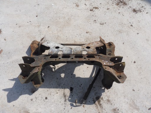 Коляска, сани, передняя балка mazda mpv и 2.5