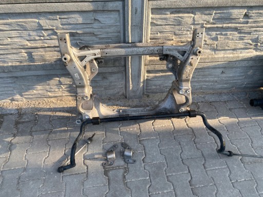 САНИ БАЛКА ПЕРЕДНЯ MERCEDES GLC W253 ОРИГ.ГОЛКА 2056200400