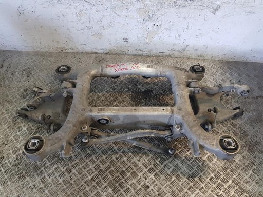 Bmw f10 4.4 v8 xdrive задняя коляска саней