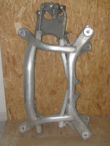 Bmw m5 m6 f06 f10 f12 2284090 задній sall