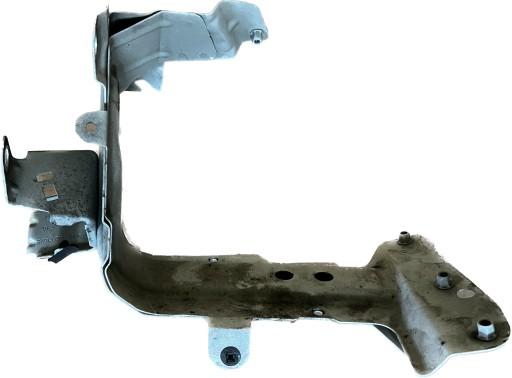 4M0821132 - Кронштейн крыла AUDI Q7 SQ7 4M 4M0821132C LC9A