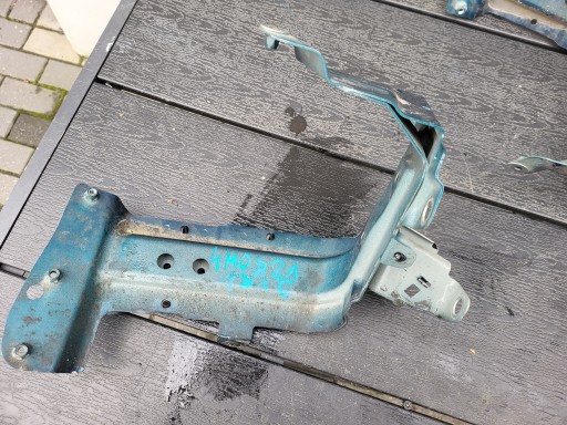 Кронштейн крыла левый 4M0821131C AUDI Q7 4M LV5Z