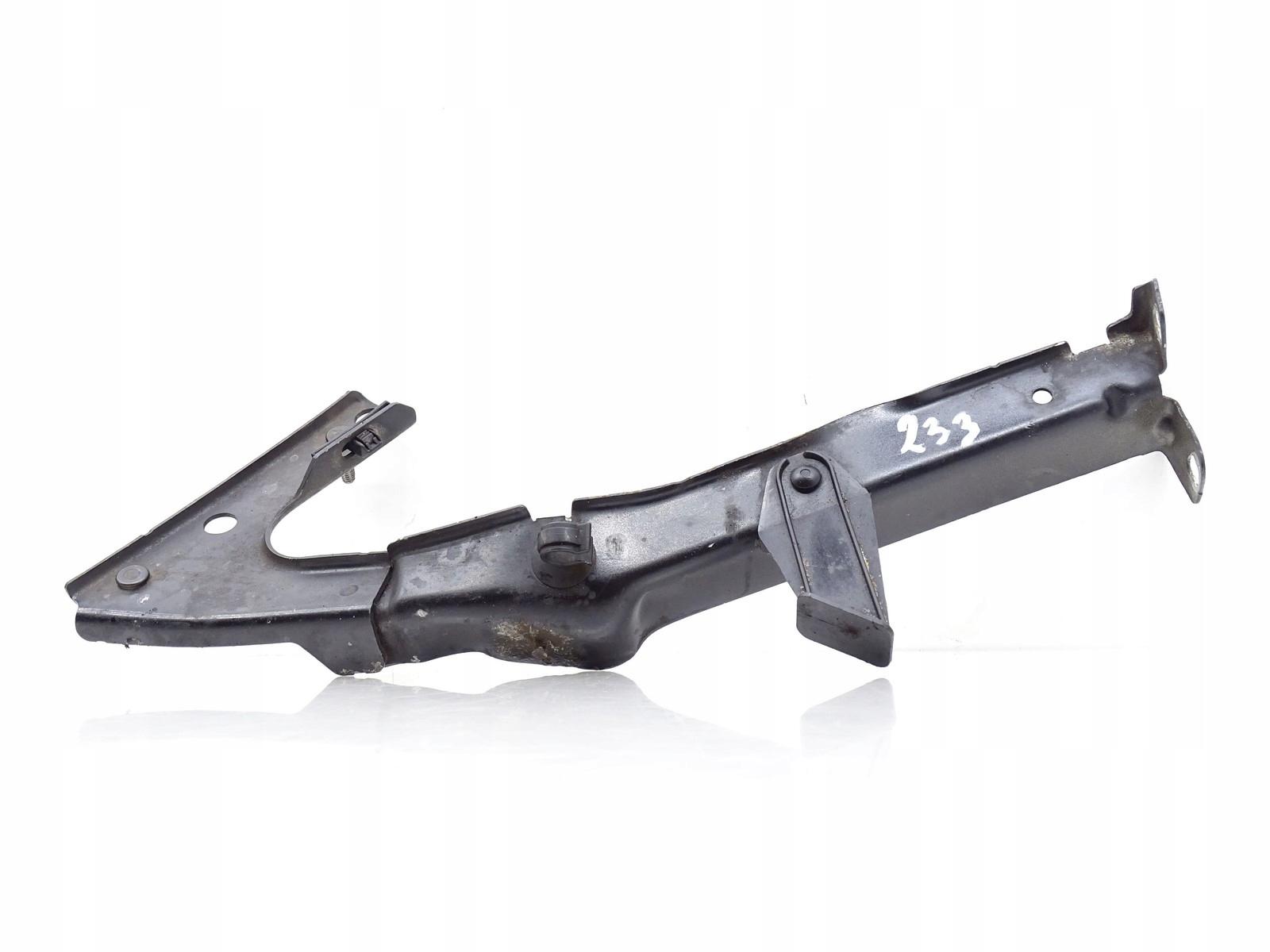 Кронштейн крила лівий AUDI A5 8T LZ9Y 8T0821135B