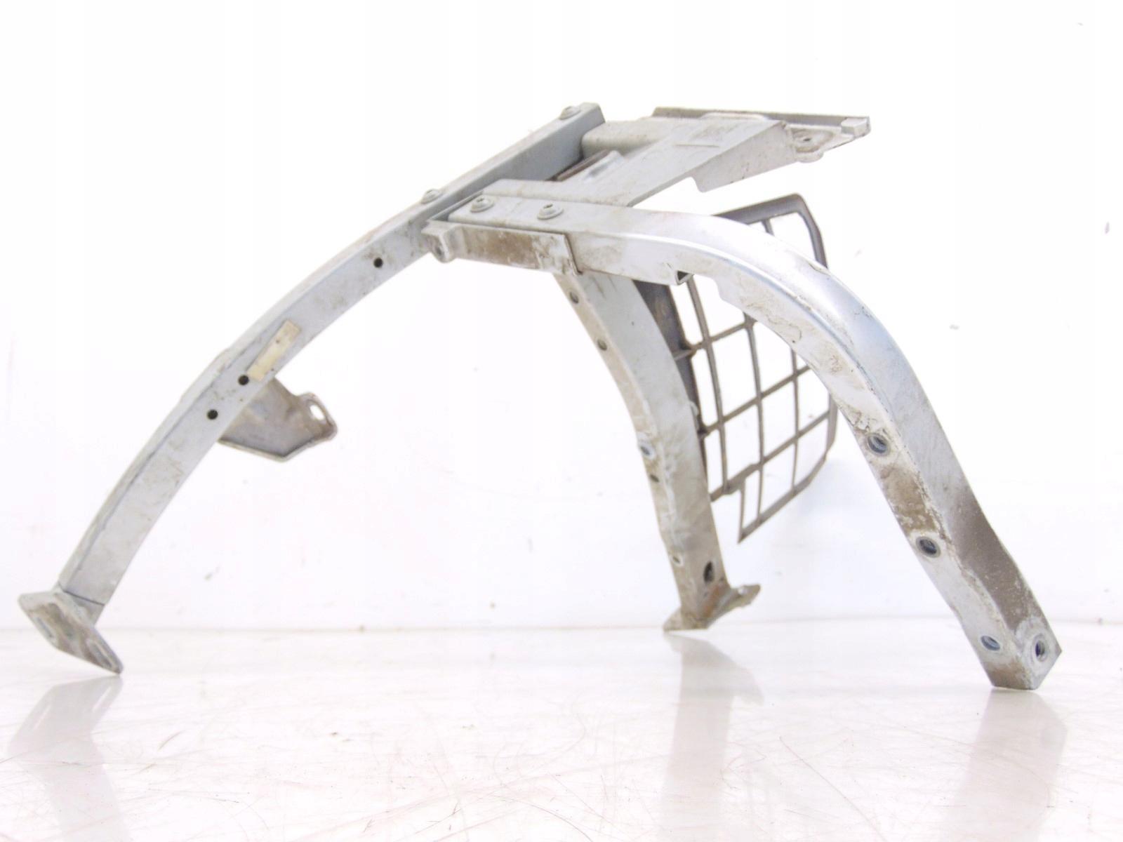 Кронштейн крыла левый AUDI A8 D3 4E0821137E