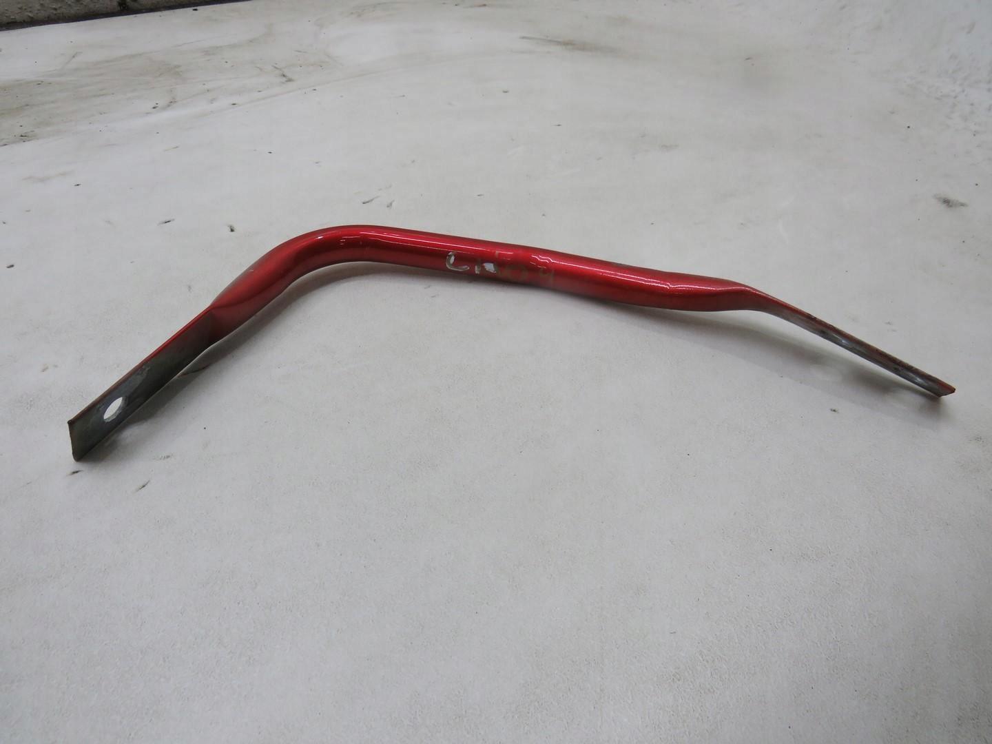 КРОНШТЕЙН КРИЛА ЛІВИЙ ПЕРЕДНІЙ CLIO IV