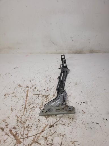 Кронштейн крыла правый AUDI A4 B9 8W0821136C