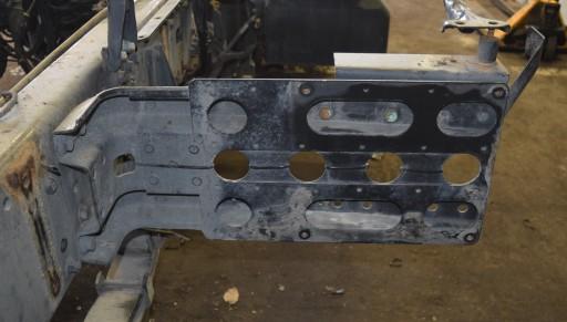 КРОНШТЕЙН КРЫЛА ЗА ПЕРЕДНИМ КОЛЕСОМ MAN TGS TGX