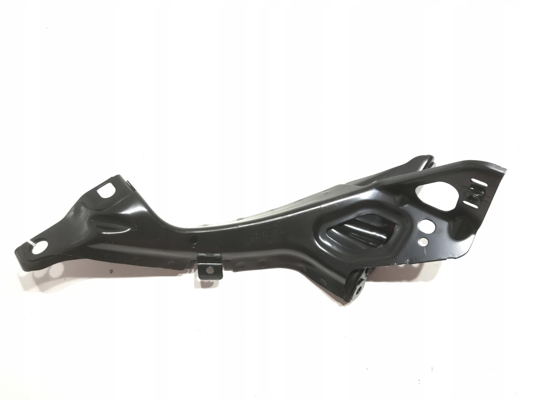 Кронштейн держатель крыла AUDI A6 C7 4G0821135A