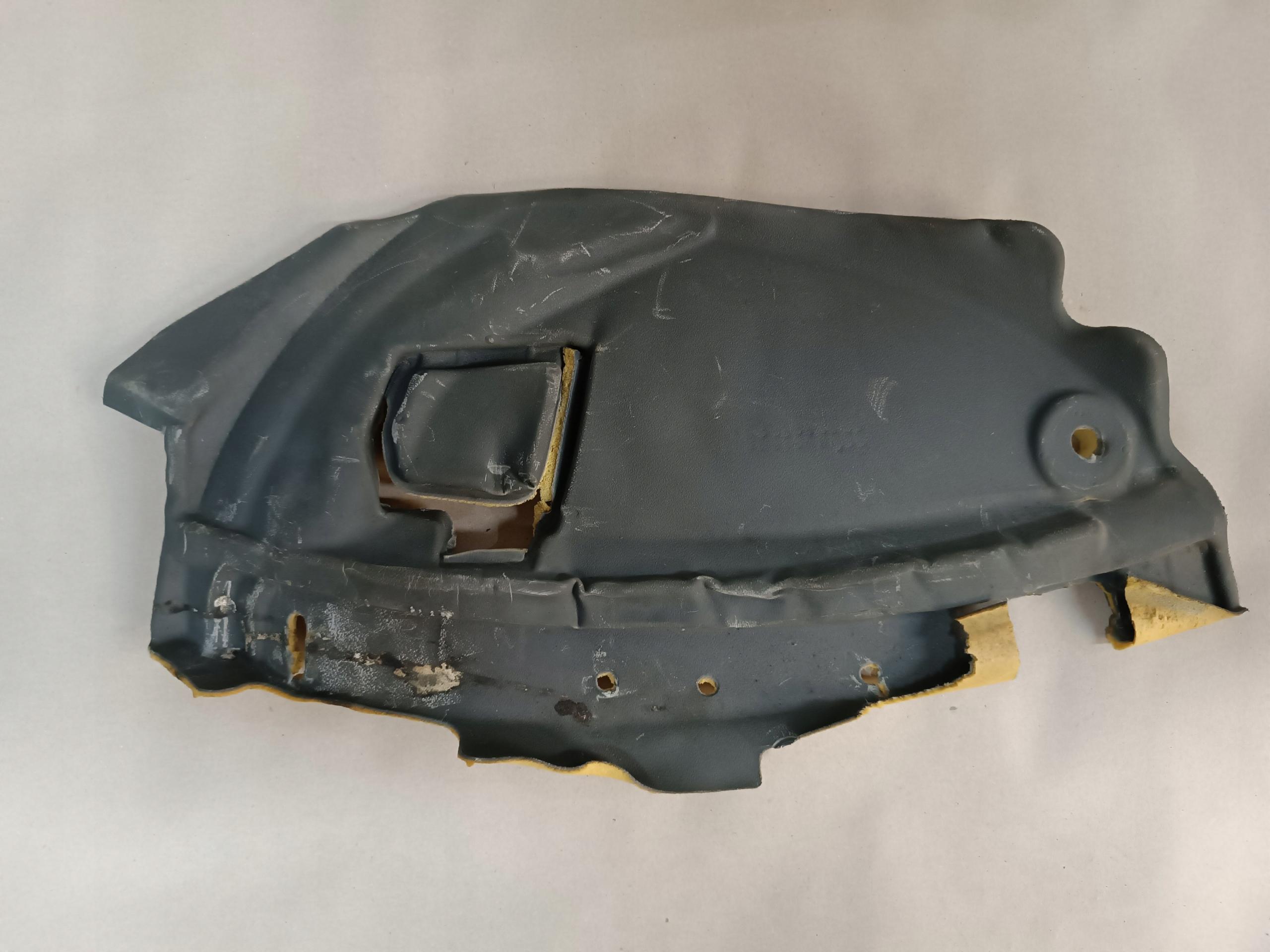 6700031680 - ЗВУКОИЗОЛЯЦИЯ ЗАДНЕГО КРЫЛА MASERATI GHIBLI 2013 DIES