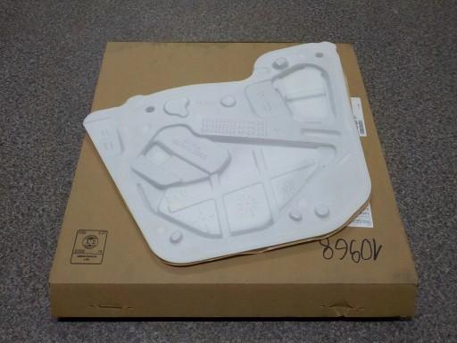 9813862380 - ЗВУКОИЗОЛЯЦИЯ ПРАВОЙ ДВЕРИ ПД PEUGEOT 3008