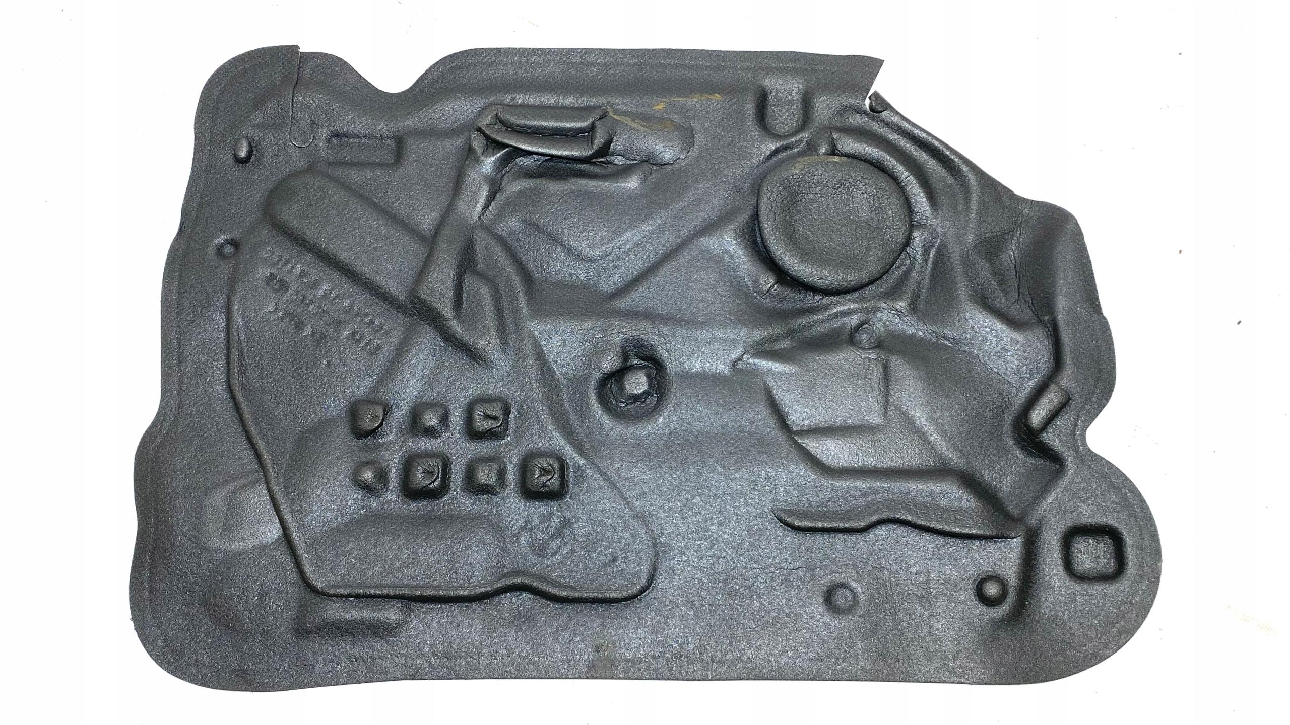 Звукоизоляция передней правой двери BMW E87 7160950