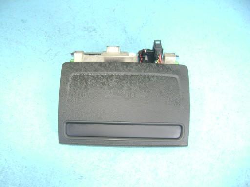 Дисплей датчик AUDI A3 8V0857273M