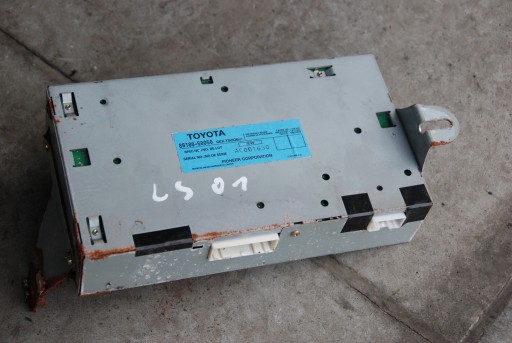 ПІДСИЛЮВАЧ 86180-50050 LEXUS LS 00-06