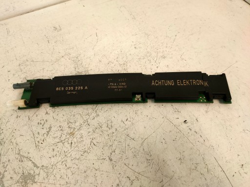 Усилитель антенны AUDI A4 B6 B7 8E5035225A