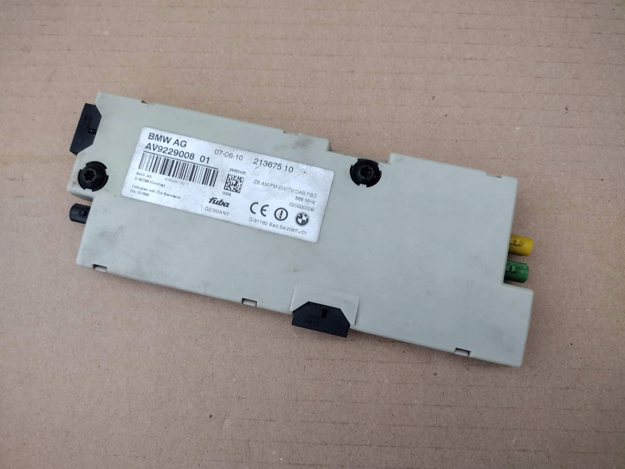 Підсилювач антени DIVERSITY 9229008 BMW 7 F01 F02