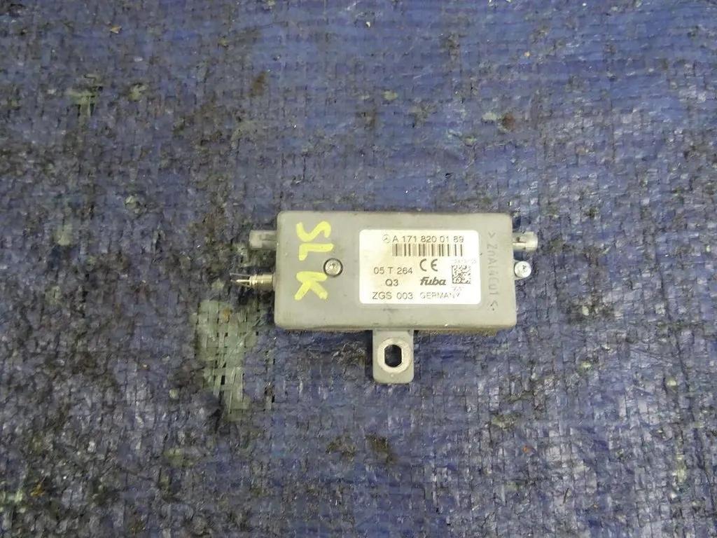 Підсилювач антени MERCEDES SLK R171 A1718200189