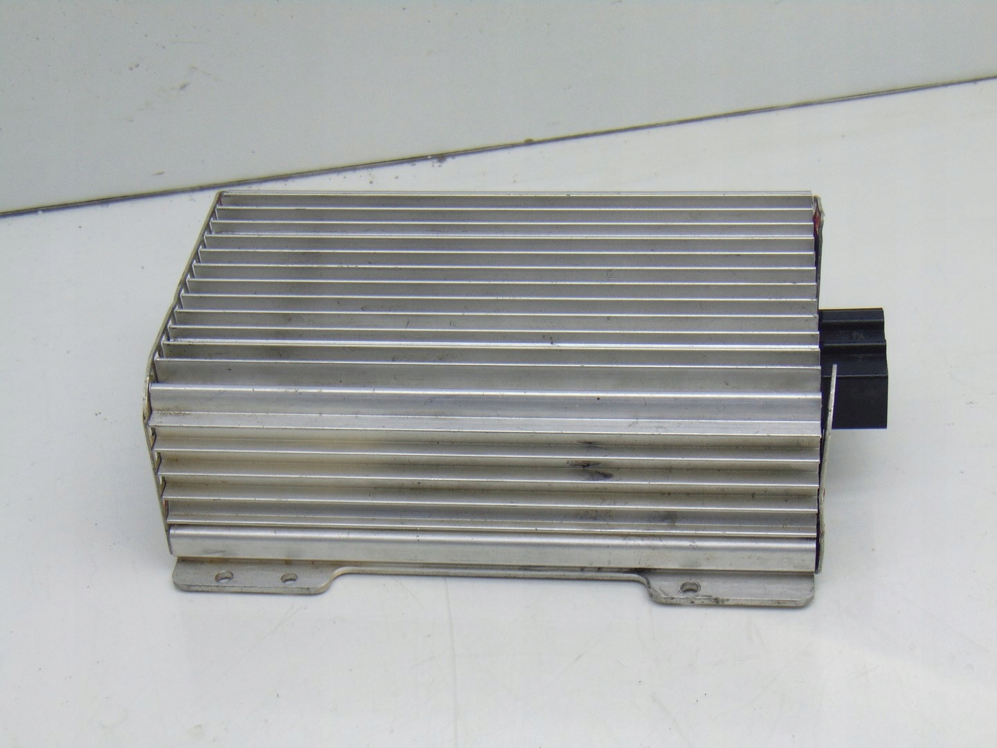 4E0035223D - Усилитель Audi BECKER AUDI A8 D3 04-4E0035223D