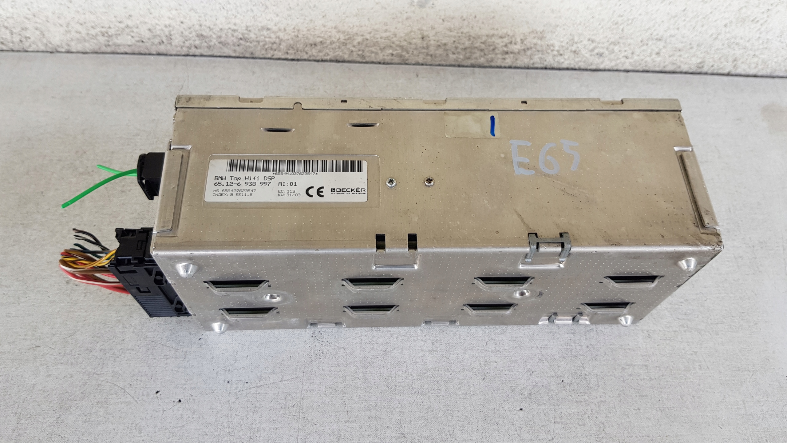 6938997 - Усилитель BMW E65 TOP HIFI