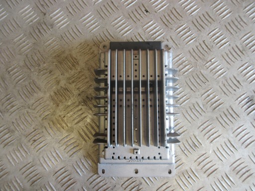 Усилитель BOSE AUDI A3 8P LIFT 8P4035223D