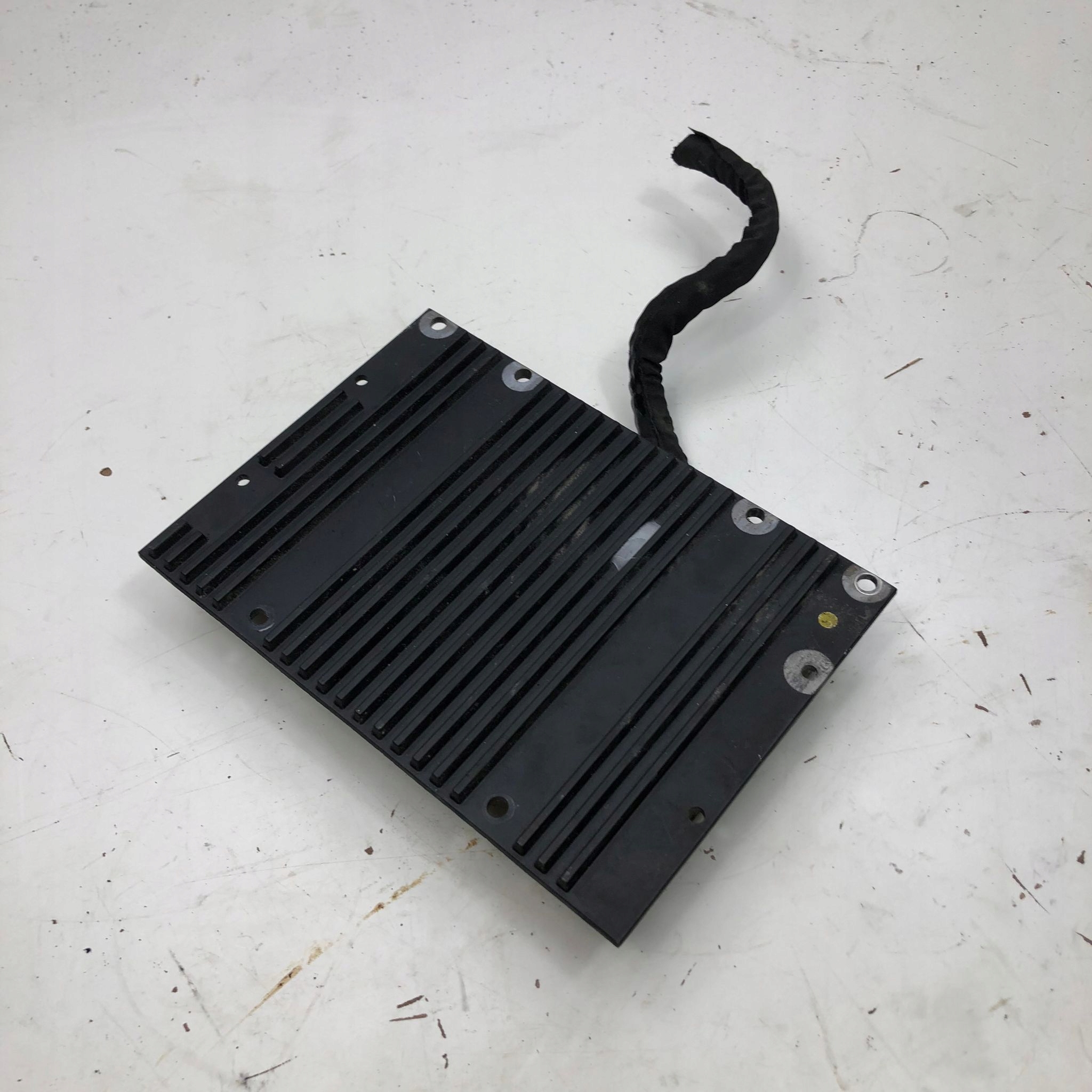 31215619 - Усилитель DYNAAUDIO XC90 и C70 II