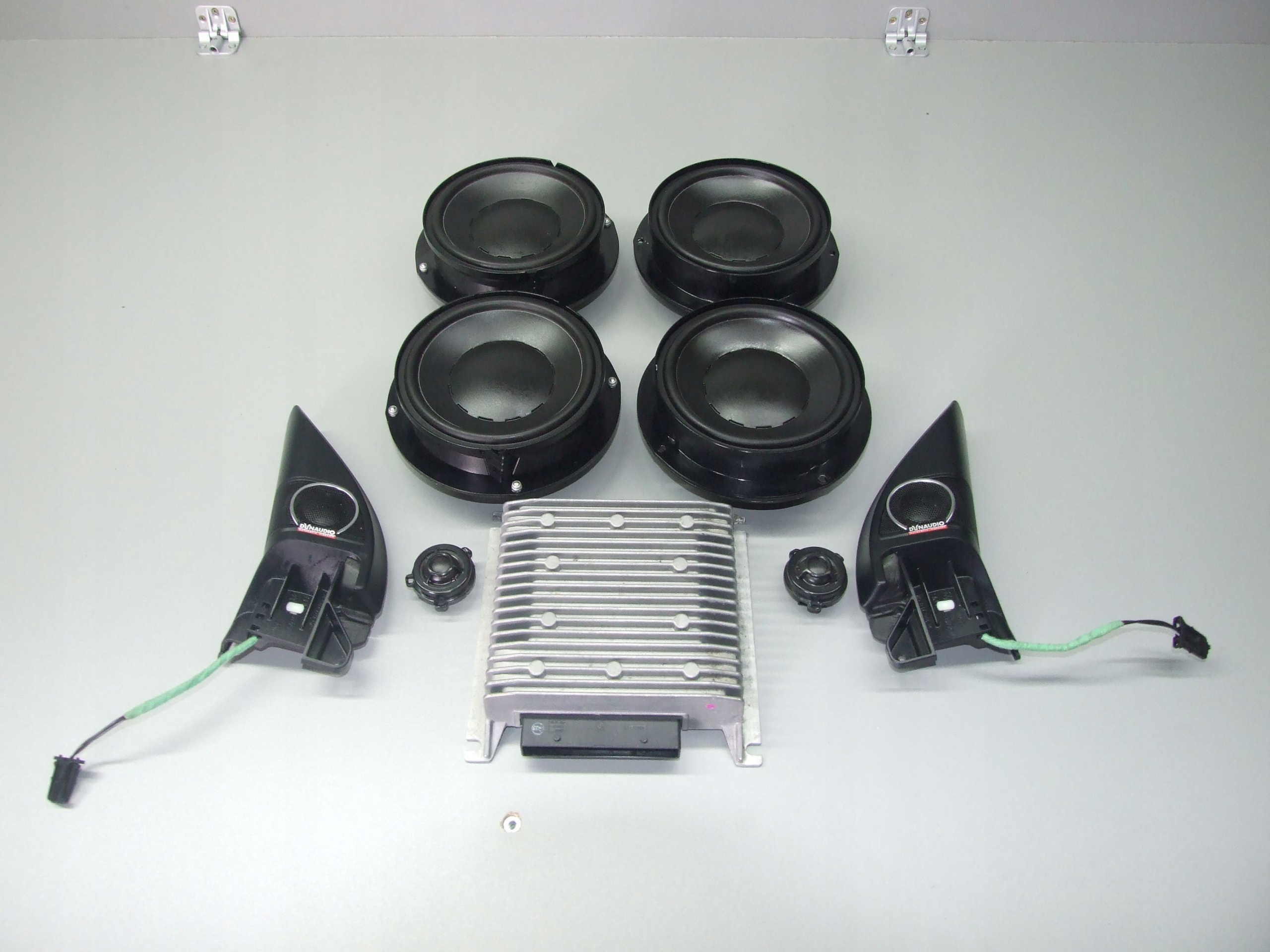 ПІДСИЛЮВАЧ ДИНАМІКІВ DYNAUDIO VW GOLF VI 5K0035456