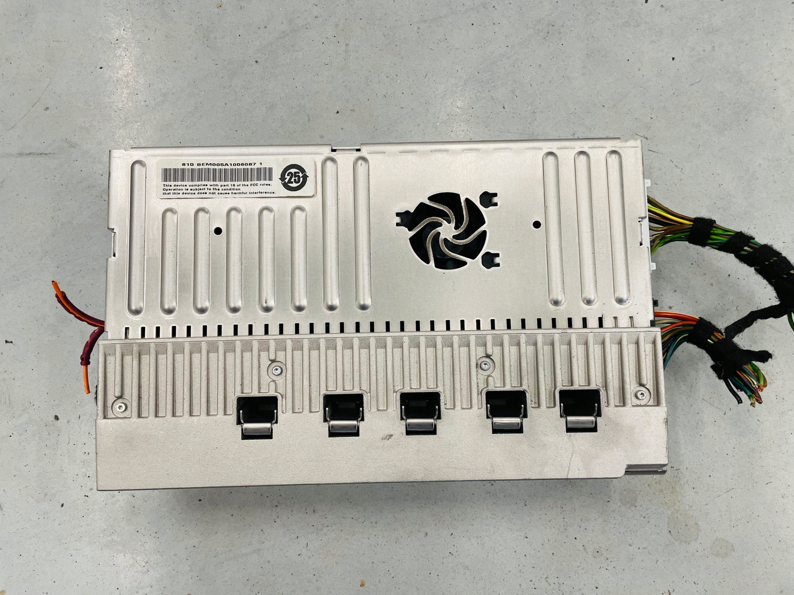 A2219008103 - Усилитель HARMAN KARDON W216 W221 LIFT идеальный !!