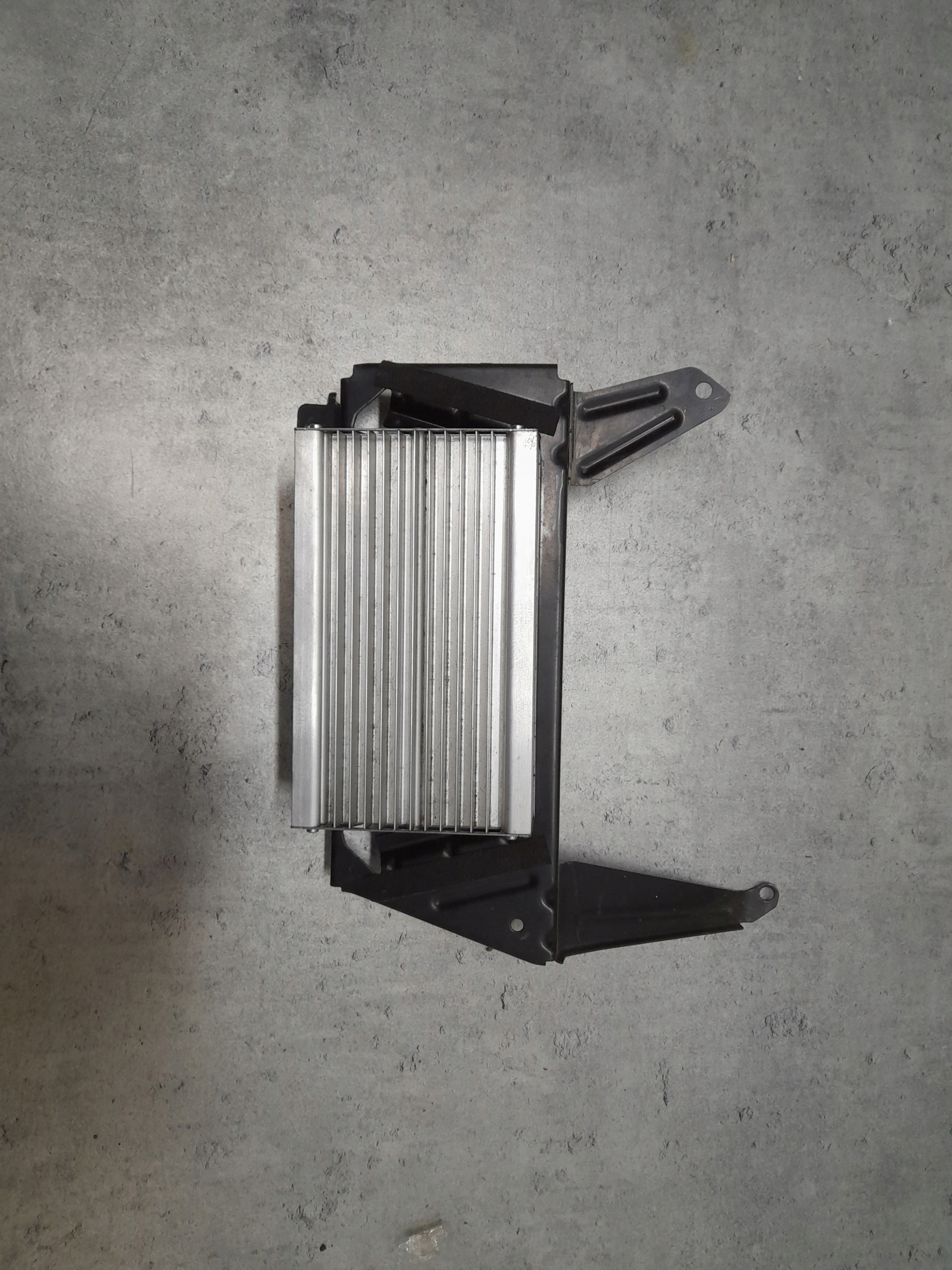 9321075 - Усилитель HIFI BMW F15