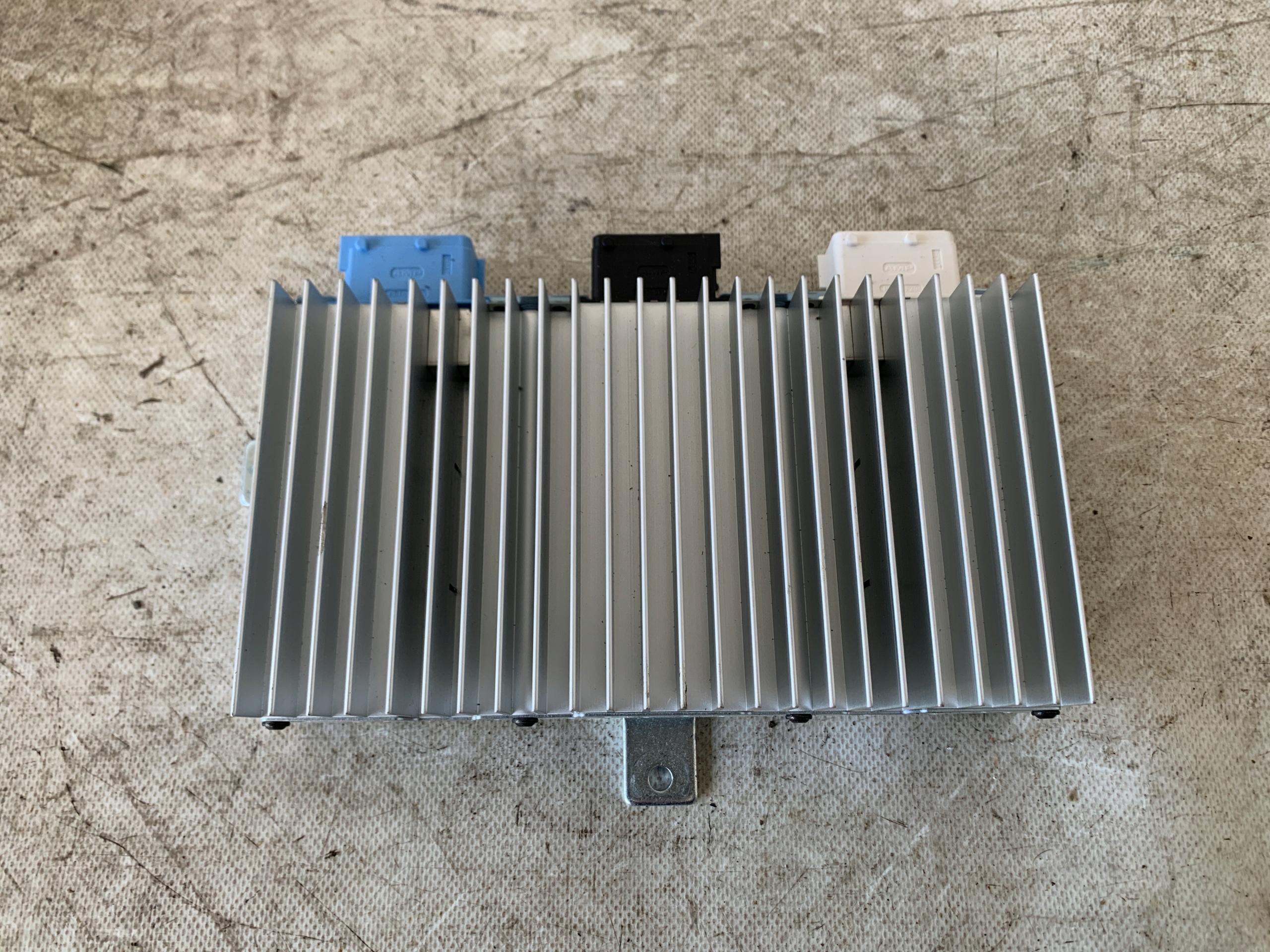 Усилитель HiFi CITROEN C5 III X7 9664649780