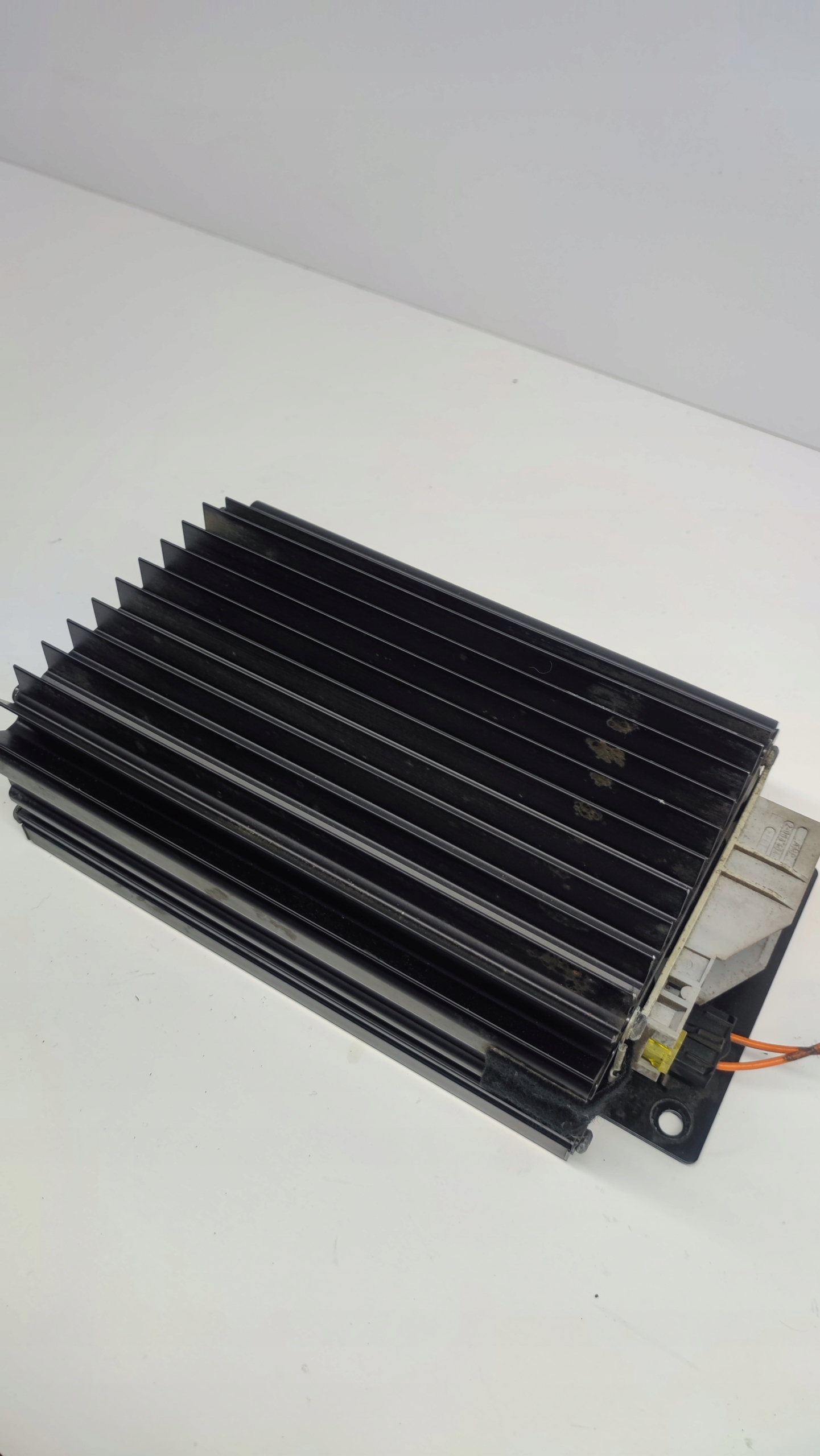 Усилитель радио MERCEDES-BENZ W220 2208200289