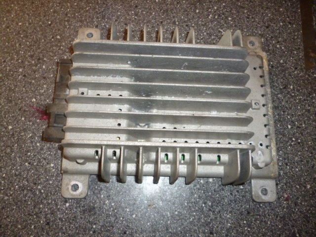 8LO920900F - ПІДСИЛЮВАЧ РАДІОПРИЙМАЧА NISSAN QASHQAI 28060EY10A