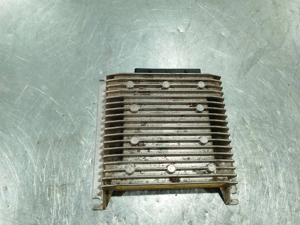 УСИЛИТЕЛЬ РАДИО SKODA SUPER B II 3T0035456