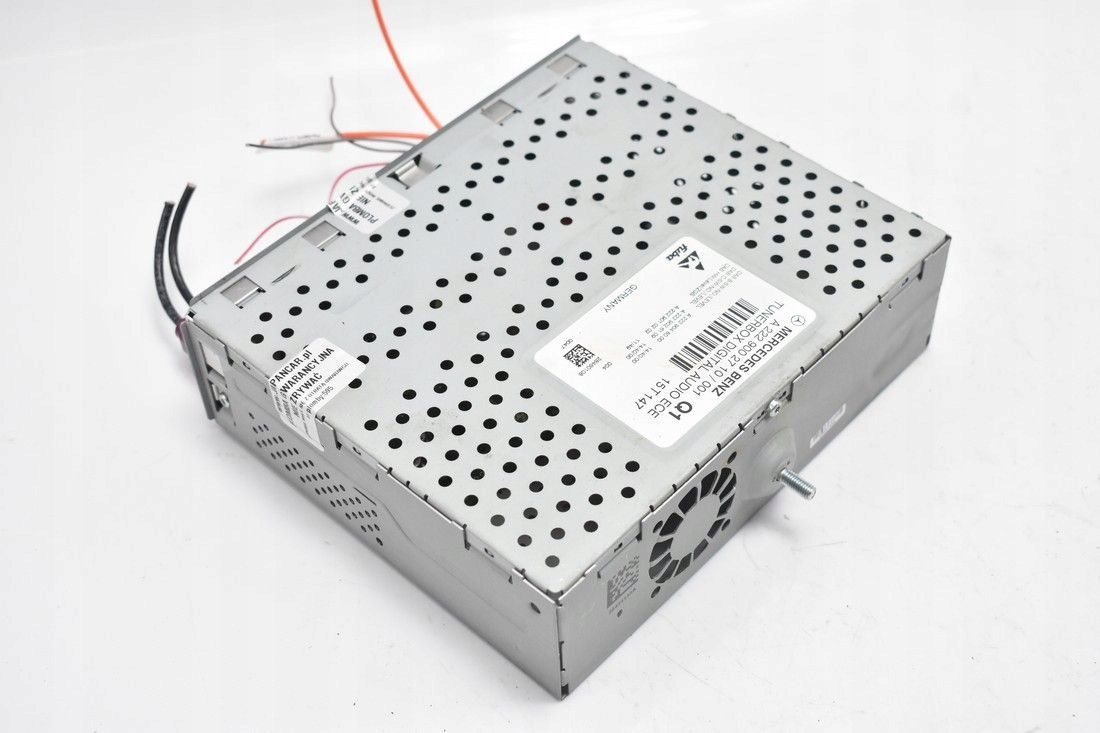 Усилитель радио тюнер A2229002710 W166 W212 W176