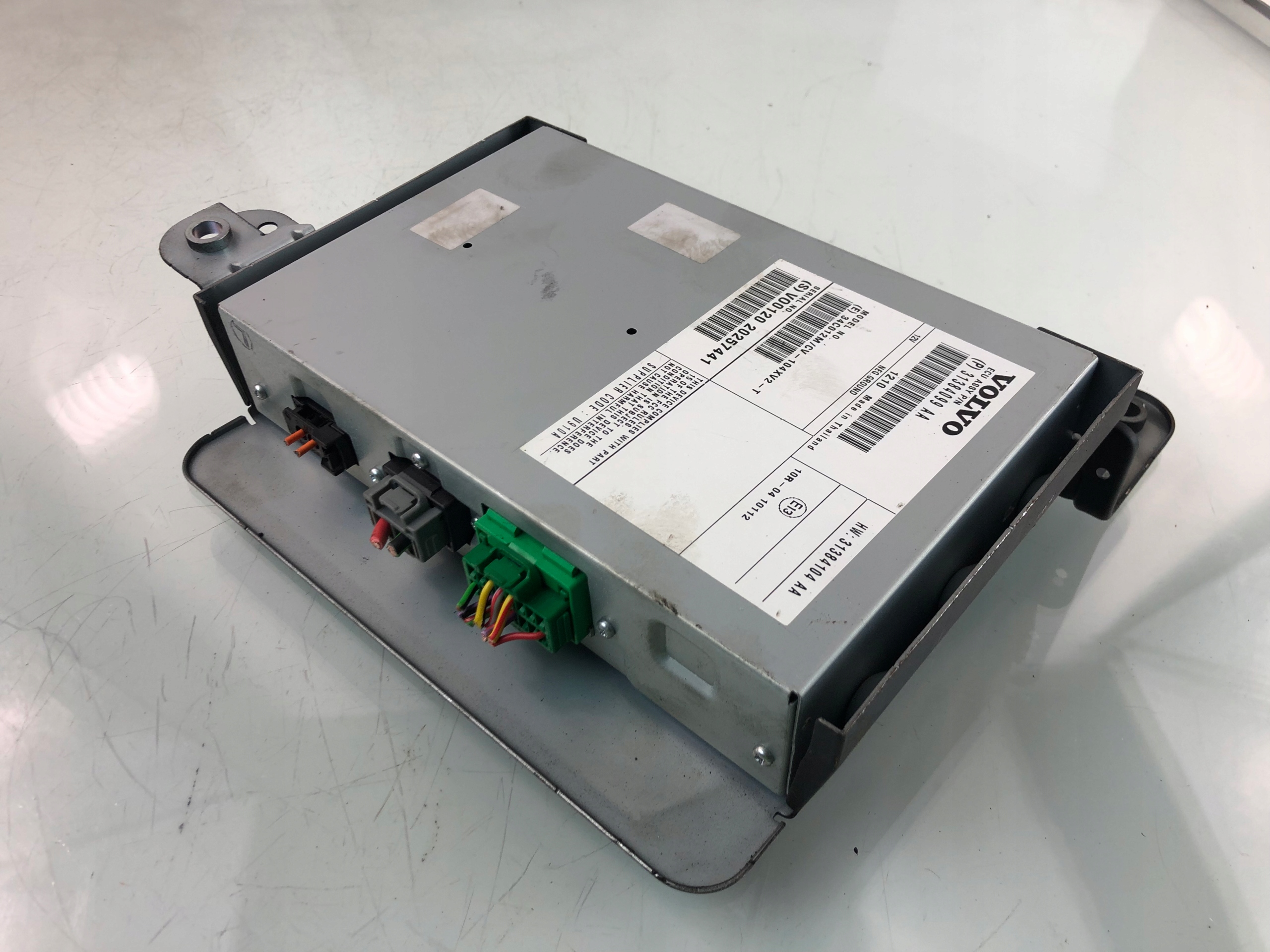 31384099AA P31384099AA - Усилитель Volvo V40 II XC40 31384099