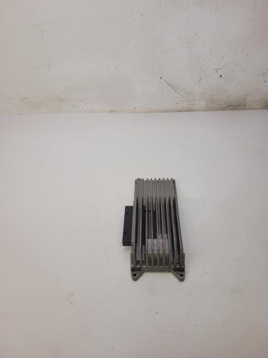 Усилитель аудио радио AUDI A4 B8 A5 Q5 8R1035223A