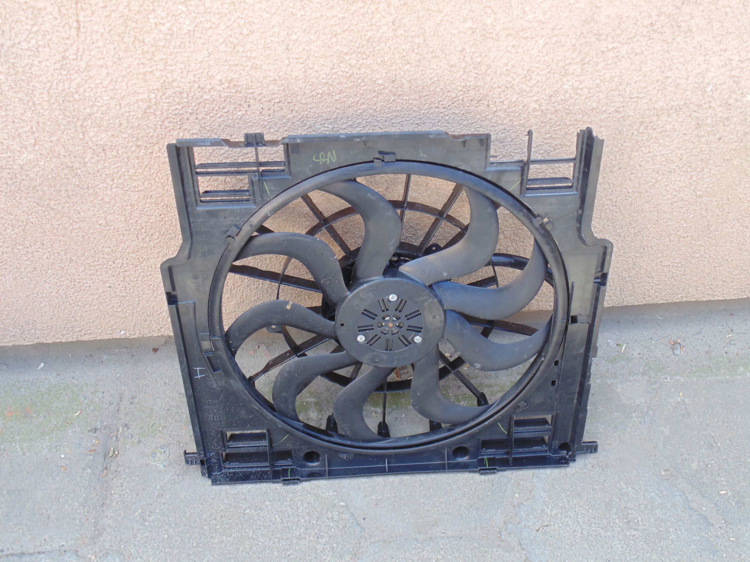 Вентилятор охолодження BMW X3 G01 8686170 8472314